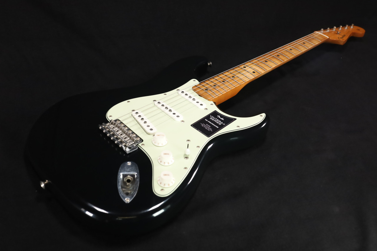 Fender Vintera II Road Worn 60s Stratocaster Maple Fingerboard