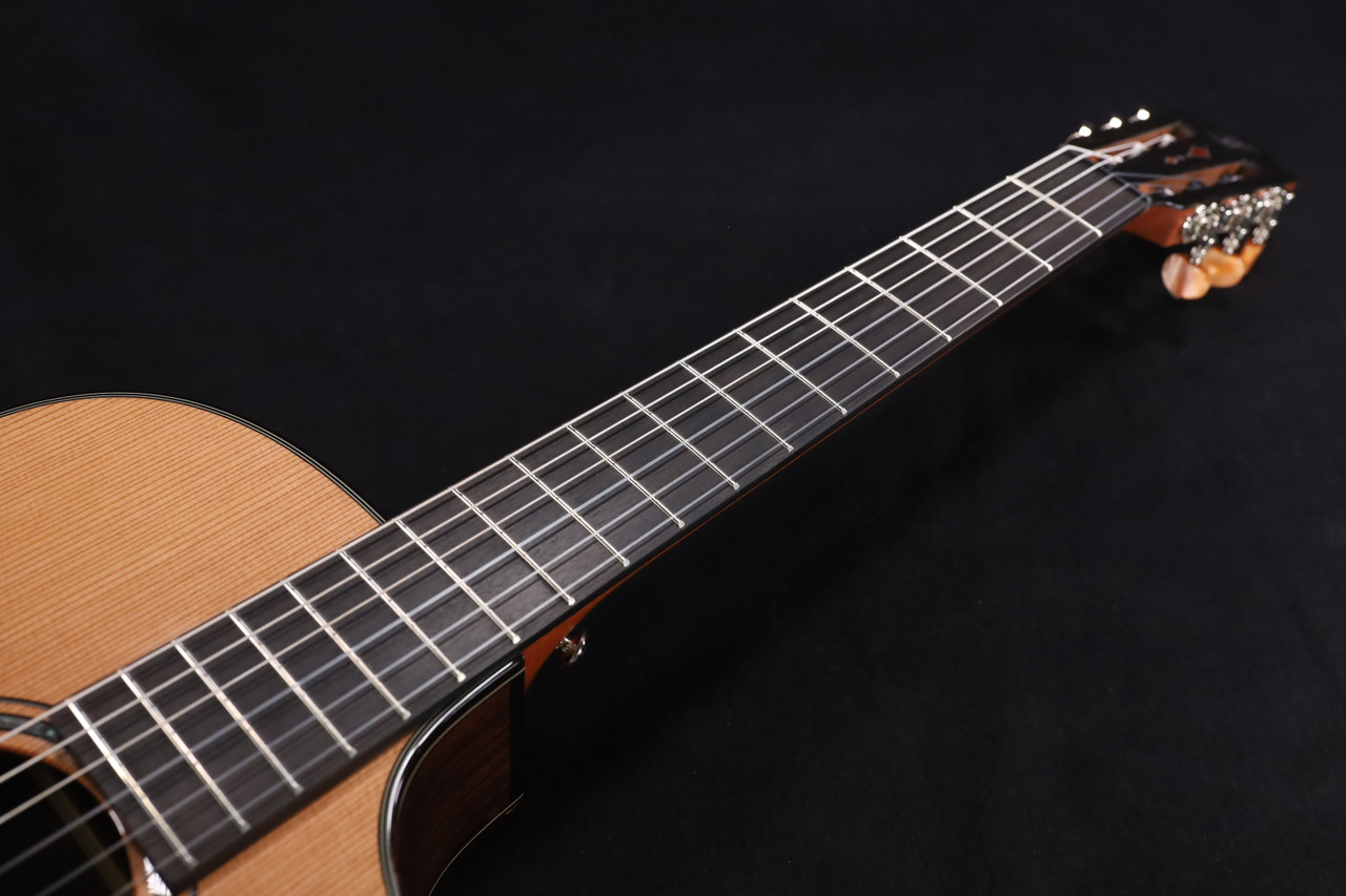 Furch GNc 4-CR a Grand Nylon Cutaway, Western Red Cedar / Indian