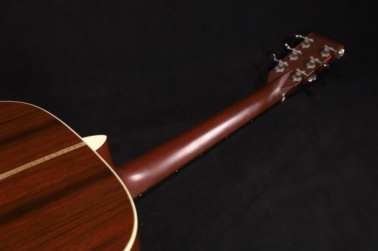 MINT Martin D-28 Marquis Natural with Hardcase 2000's USED 444
