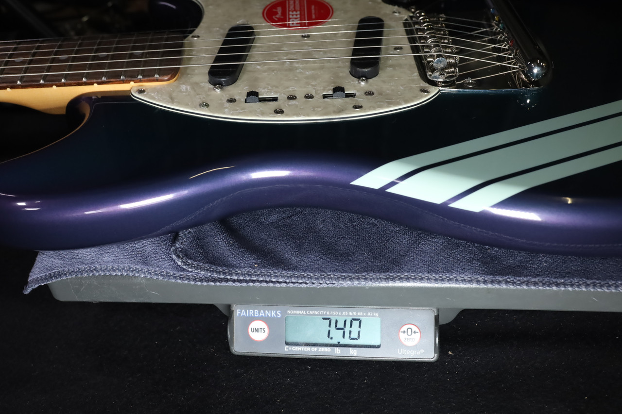 Squier Limited Edition FSR Classic Vibe 60s Mustang Laurel
