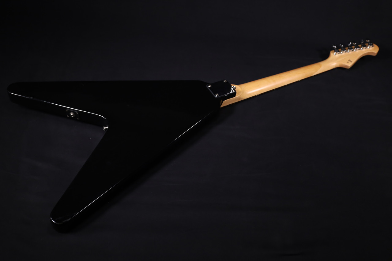 Washburn Paul Stanley Flying V - Black with Mirrored Pickguard