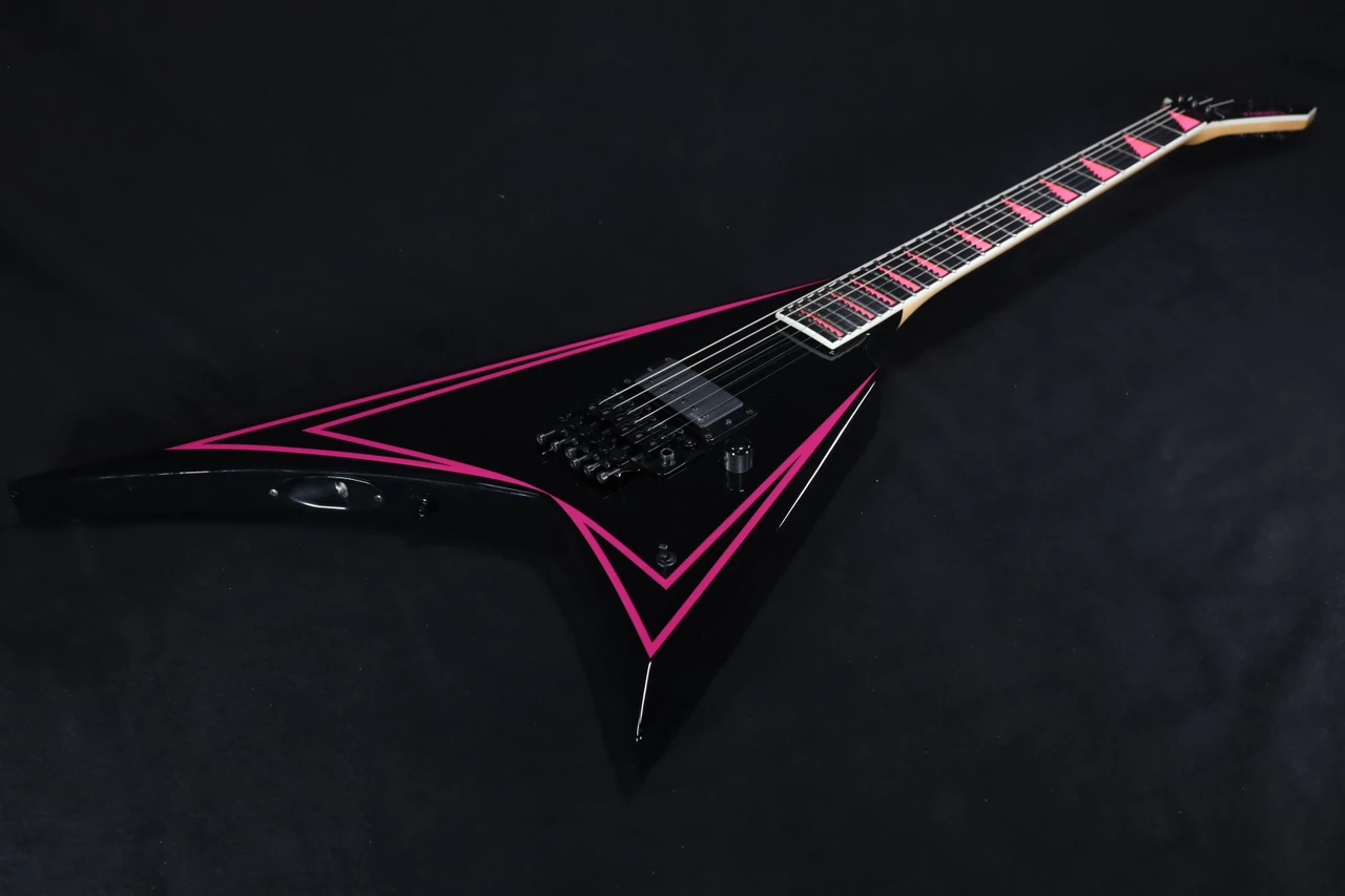 MINT Edwards Alexi Laiho Pink Sawtooth Arrow RARE With Hard Case 