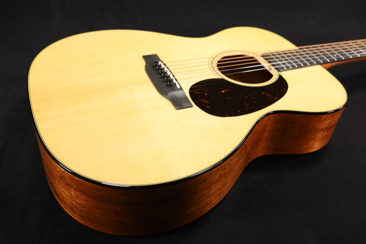 Martin Custom Shop 000-18 Adirondack Spruce/Mahogany Natural Aging