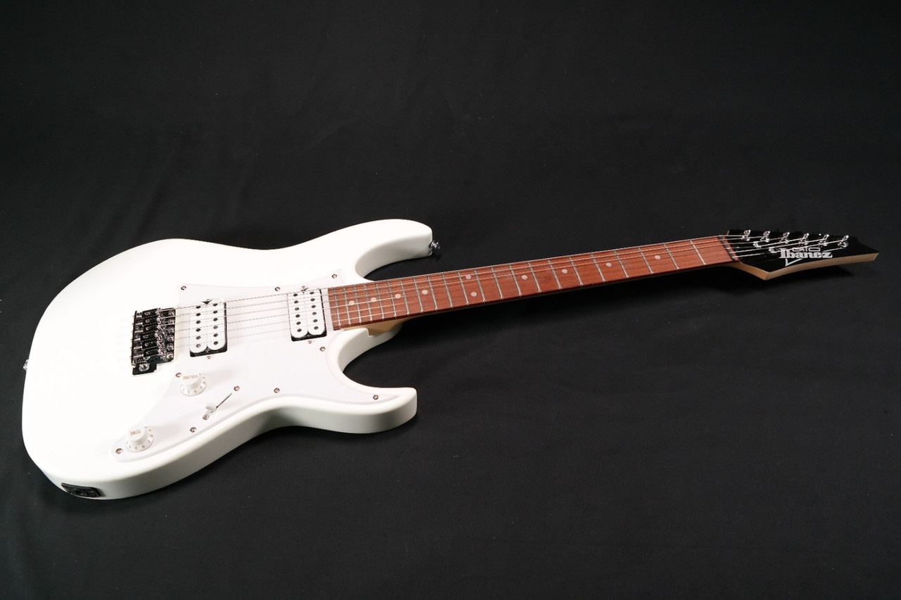 Ibanez GIO Series GRX20W Electric Guitar, Rosewood Fretboard Ibanez GIO Series GRX20W Electric Guitar, Rosewood Fretboard