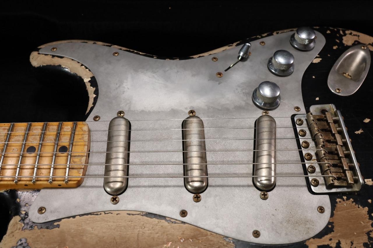 Fender Custom Shop 69 Stratocaster Heavy Relic Masterbuilt by Nick Fender Custom Shop 69 Stratocaster Heavy Relic Masterbuilt by Nick