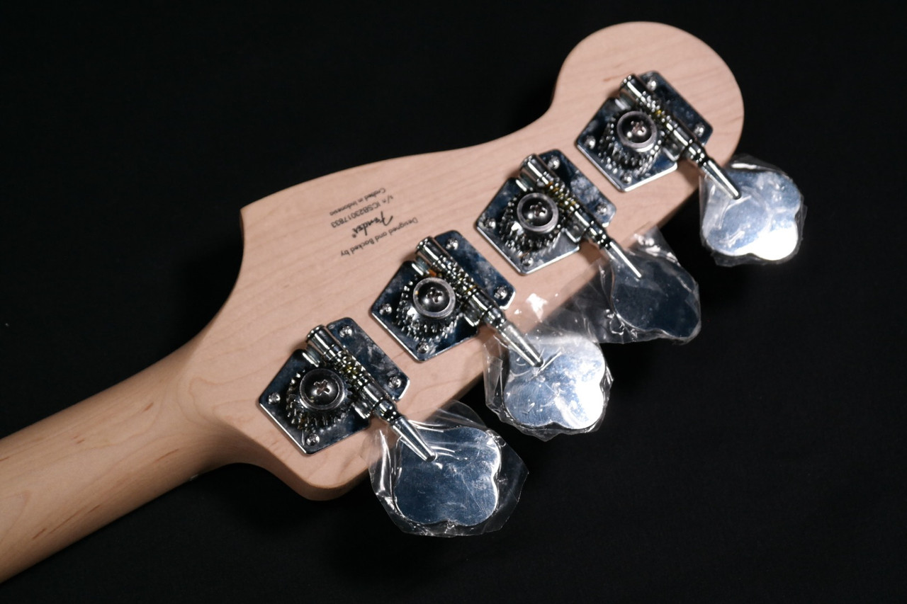 Squier Sonic Precision Bass - Maple Fingerboard - White Pickguard