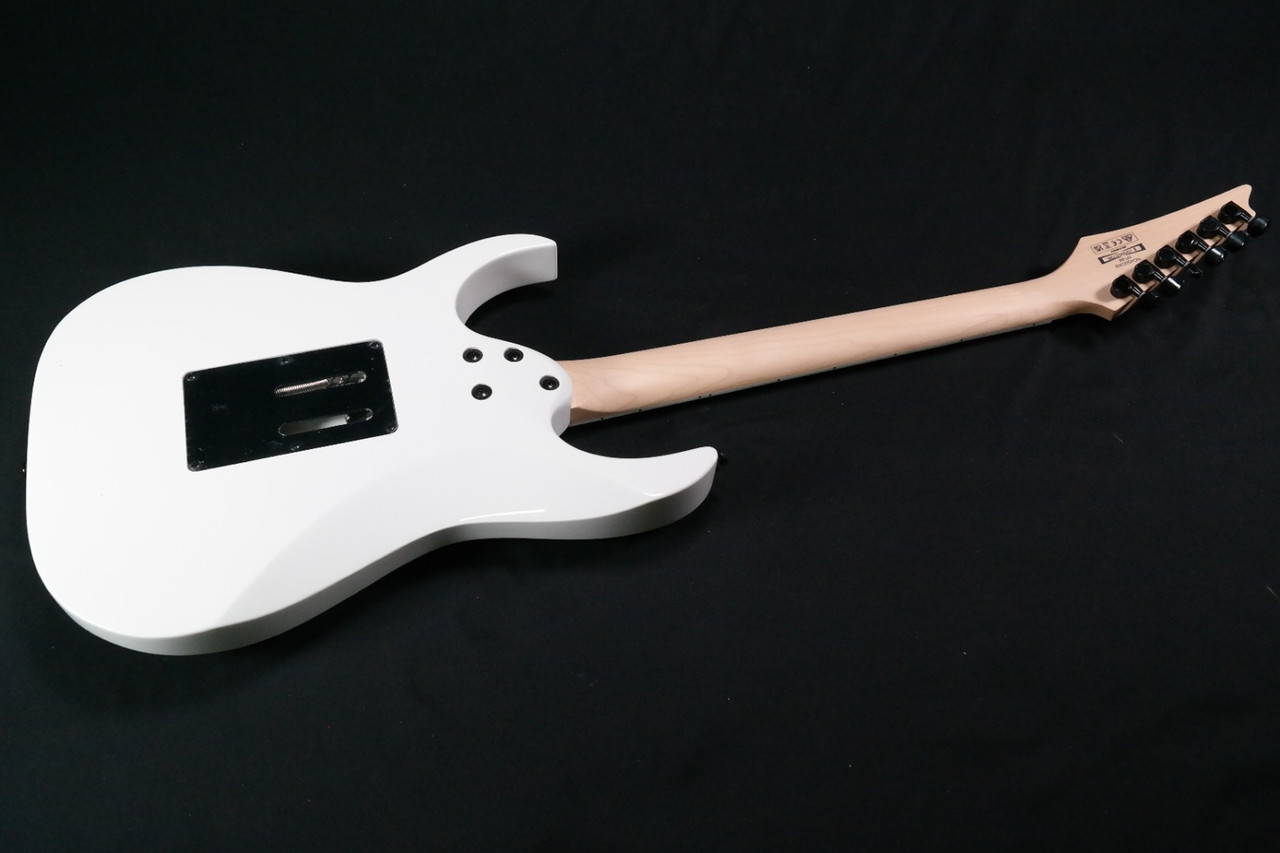 Ibanez RG450DXBWH RG Standard Series 6-String RH Electric Guitar
