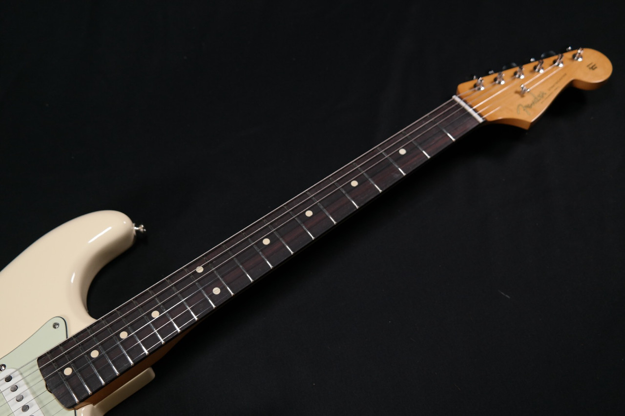 Fender Vintera II 60s Stratocaster OWT - 255 - Liberty Music Fender Vintera II 60s Stratocaster OWT - 255 - Liberty Music