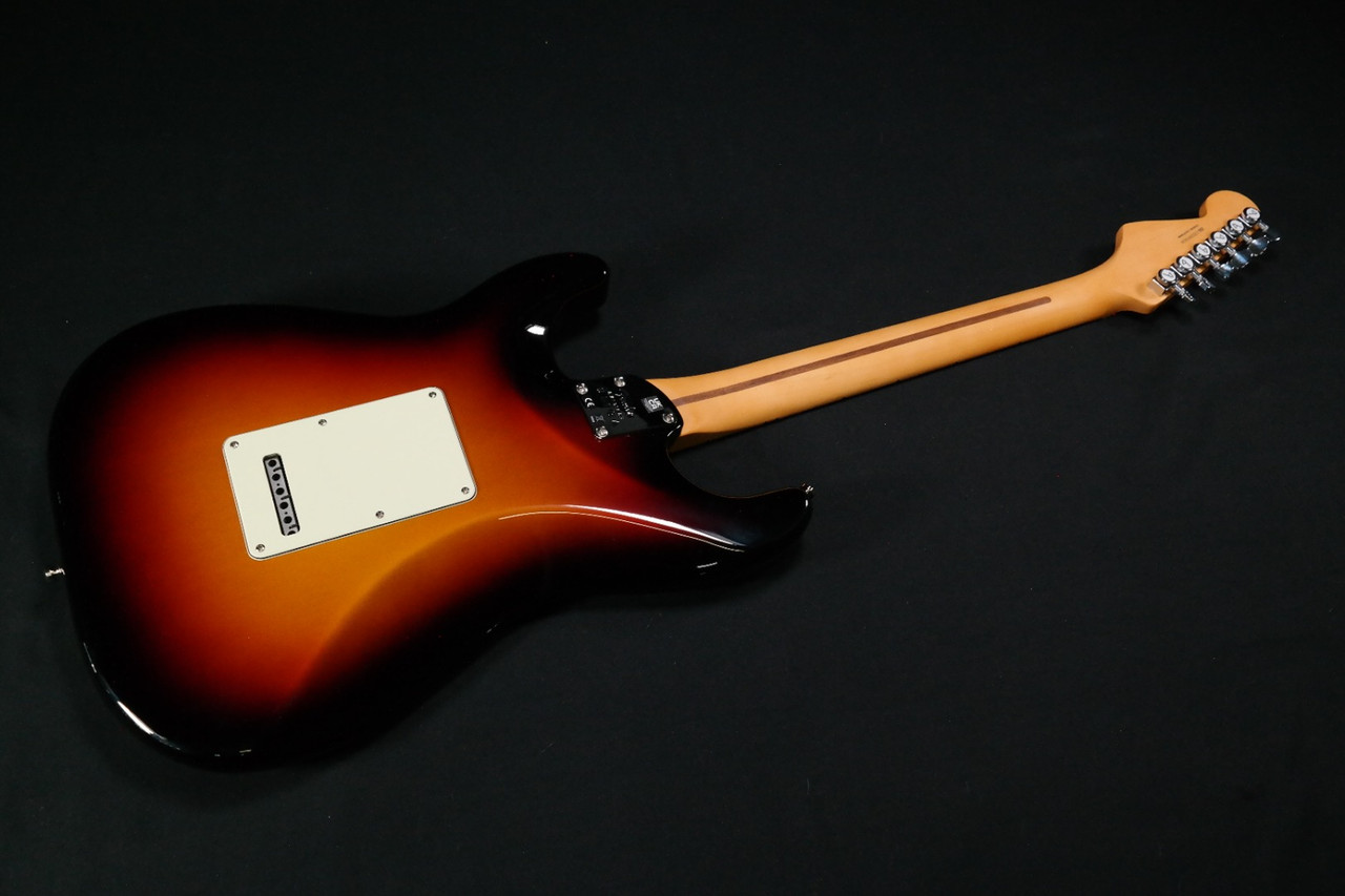 Fender American Ultra Stratocaster HSS - Maple Fingerboard