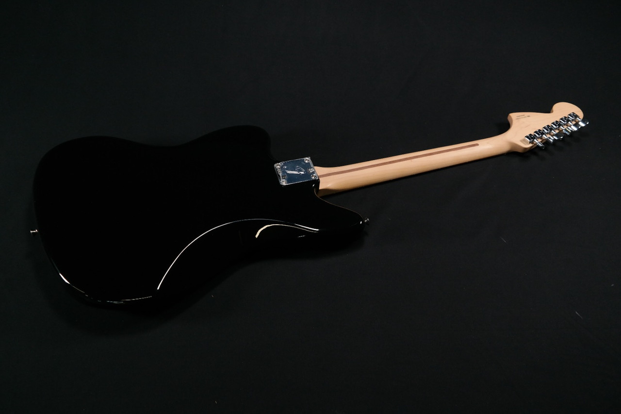 Fender Player Jaguar - Pau Ferro Fingerboard - Black - 007