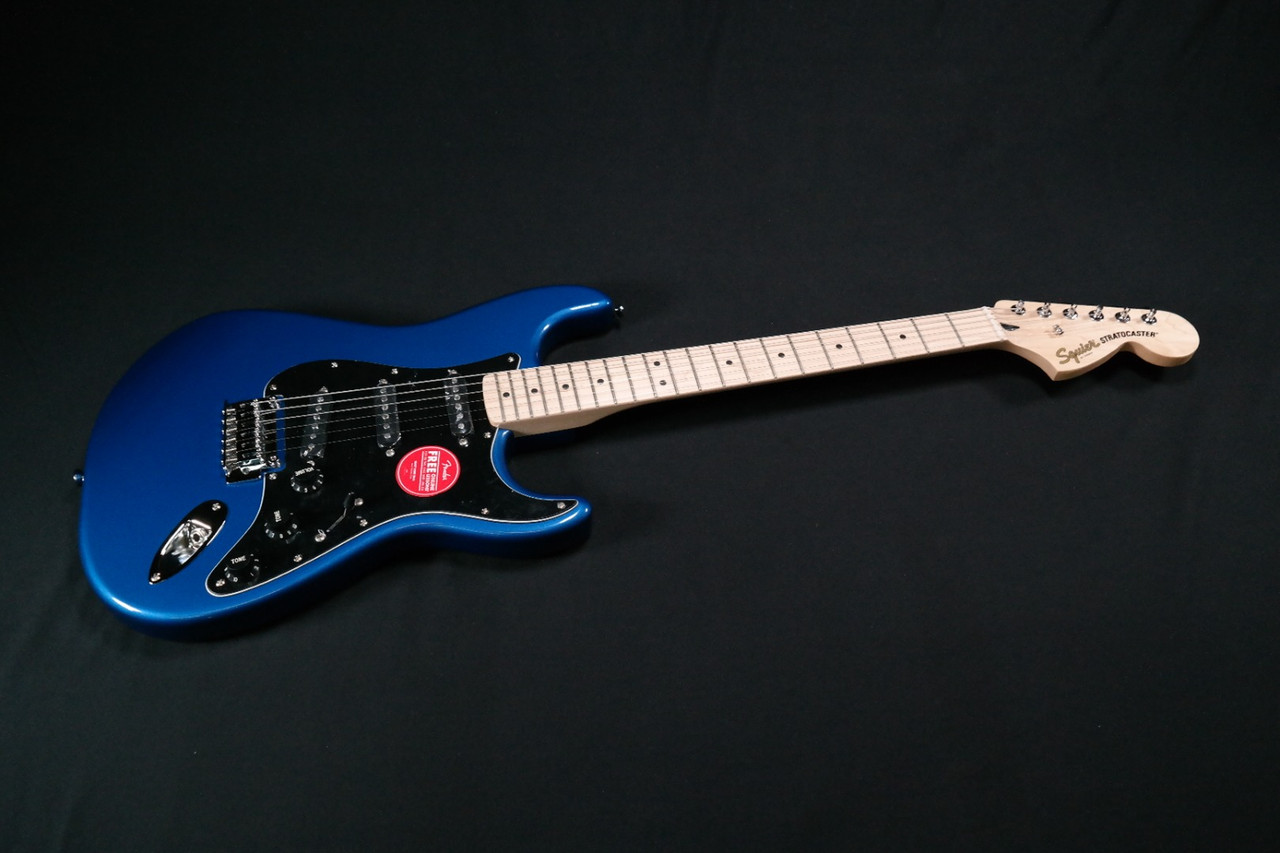 Squier Affinity Series Stratocaster - Maple Fingerboard - Black