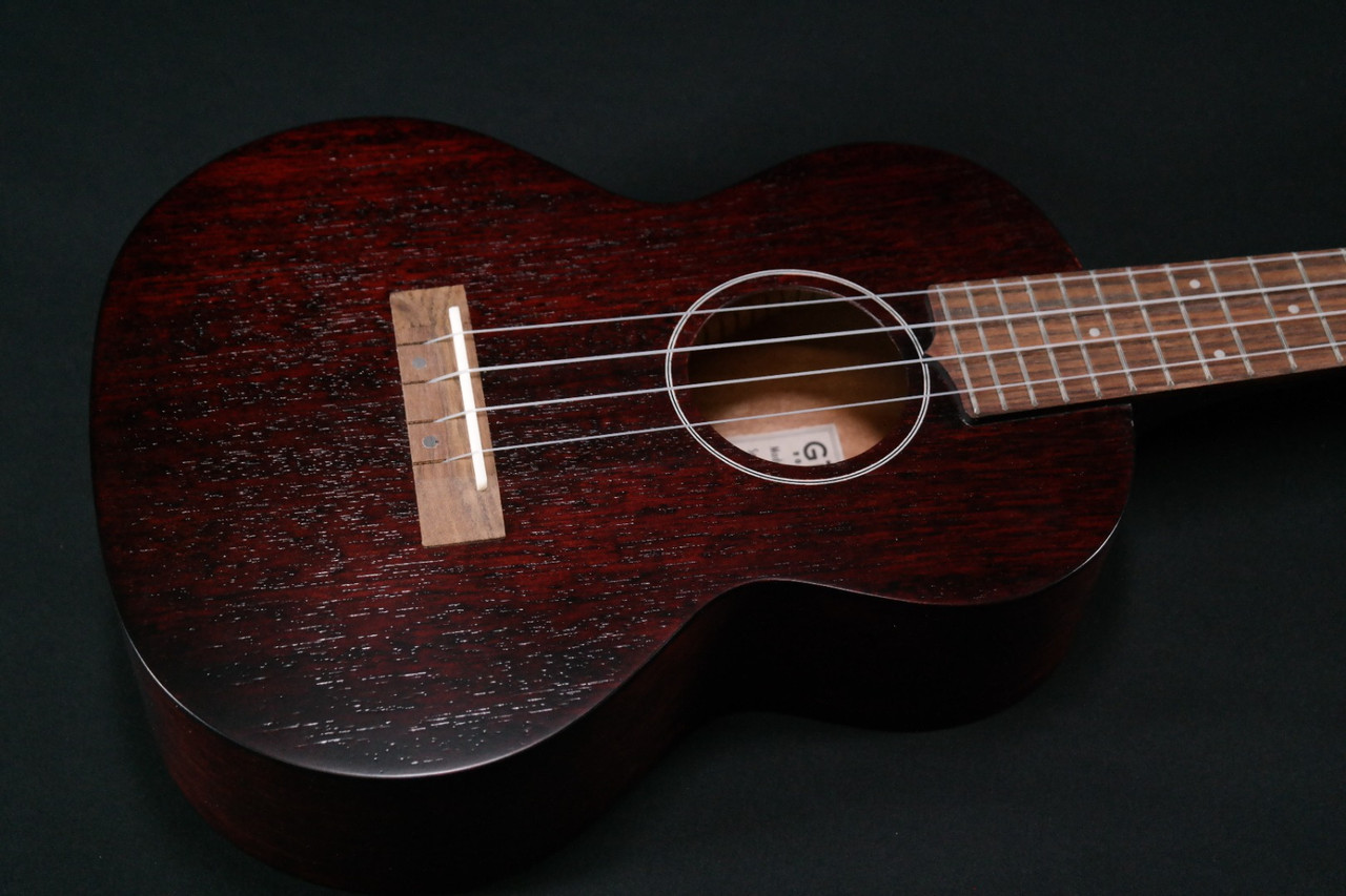 Gretsch G9120 Tenor Standard Ukulele with Gig Bag Vintage Mahogany 