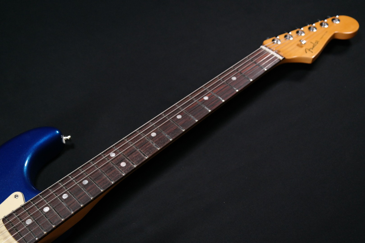 Fender American Ultra Stratocaster HSS - Rosewood Fingerboard