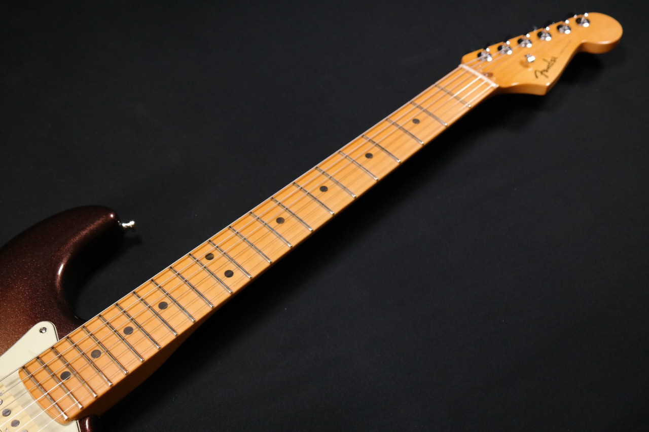 Fender American Ultra Stratocaster - Maple Fingerboard - Mocha