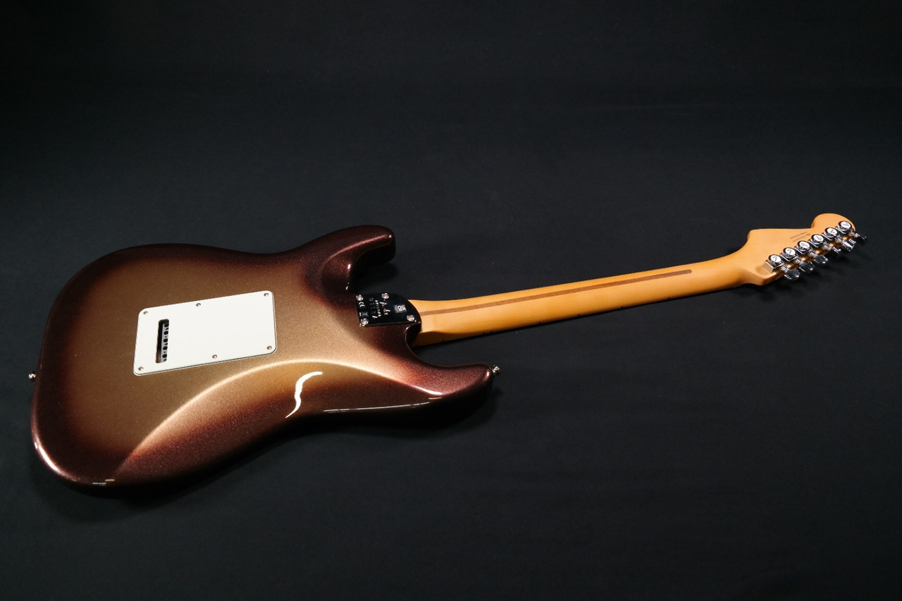 Fender American Ultra Stratocaster - Maple Fingerboard - Mocha