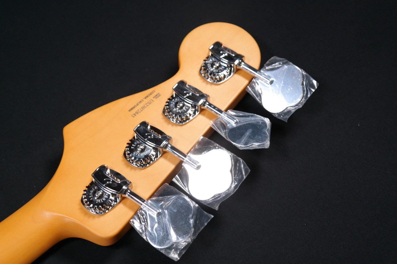 Fender American Ultra Jazz Bass - Maple Fingerboard - Texas Tea
