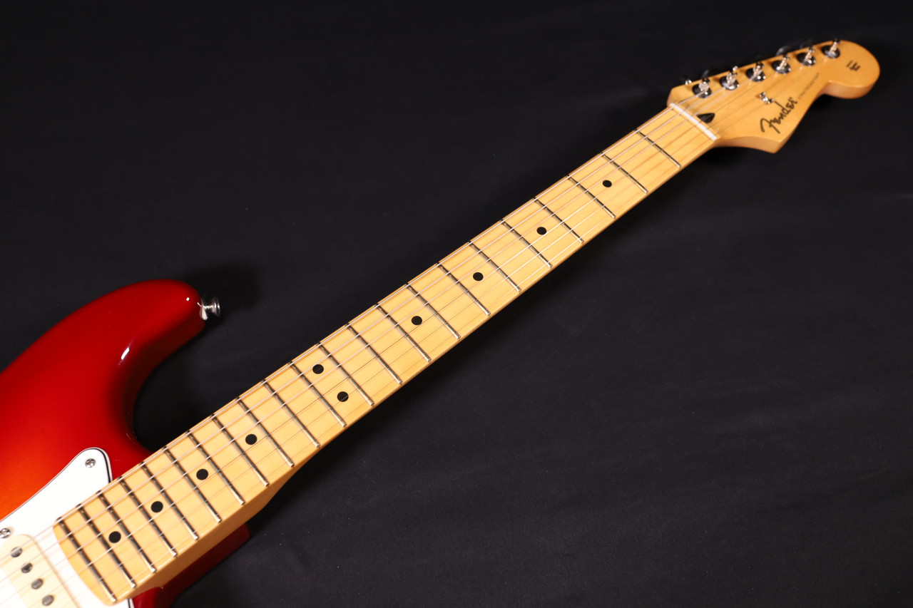 Fender Player II Stratocaster Maple Fingerboard Aged Cherry