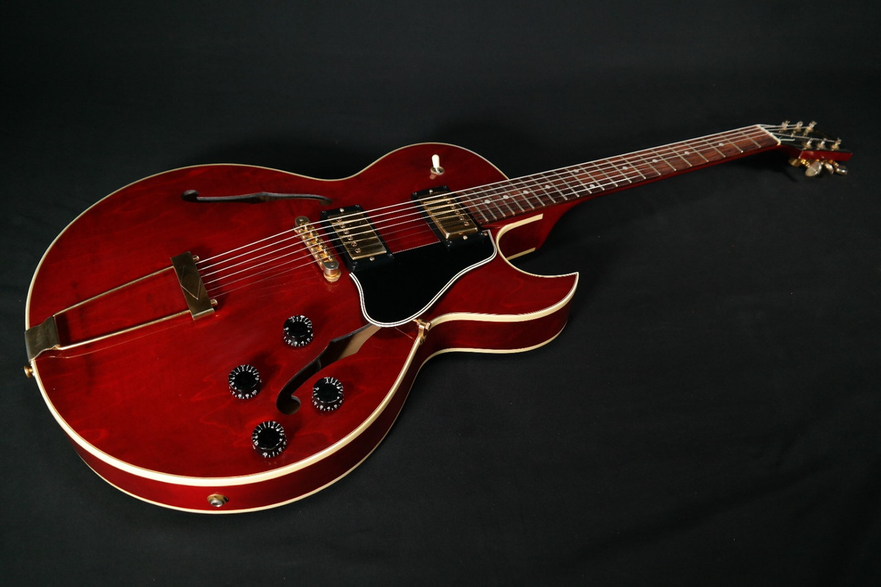 2002 Gibson ES-135 Wine Red with case USED 726 - Liberty Music