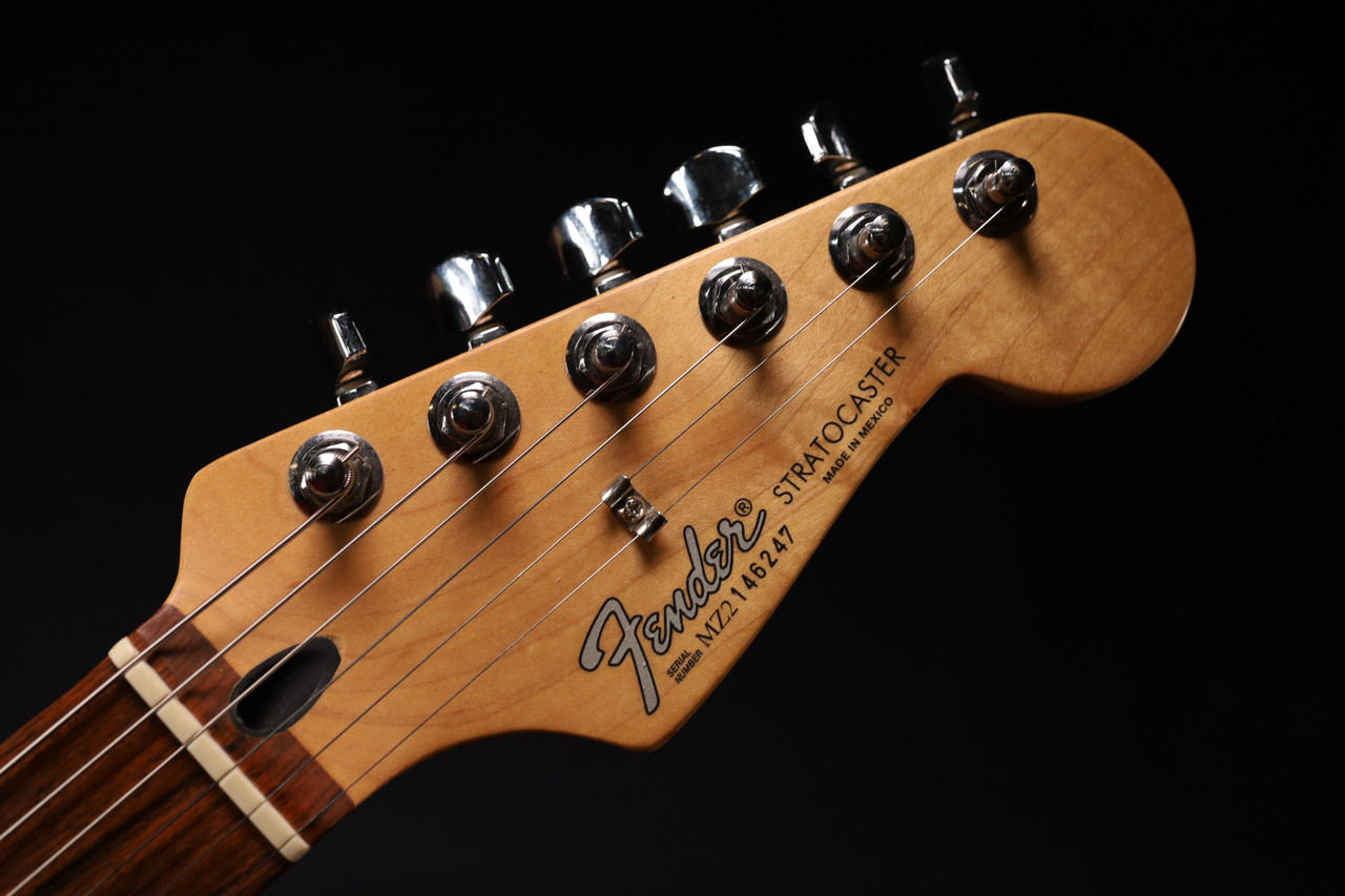 90s Fender Stratocaster Black with Pearloid Pickguard 247