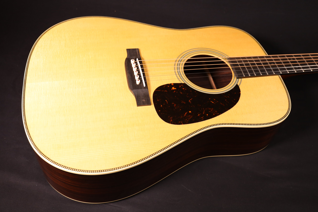 Martin HD-28 Guitar Standard Series Acoustic Guitars, Hand
