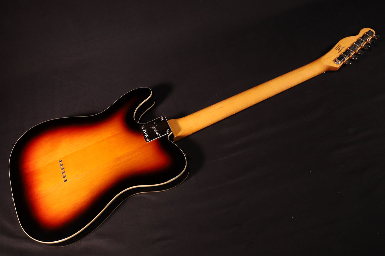 Squier Classic Vibe Baritone Custom Telecaster Laurel Fingerboard