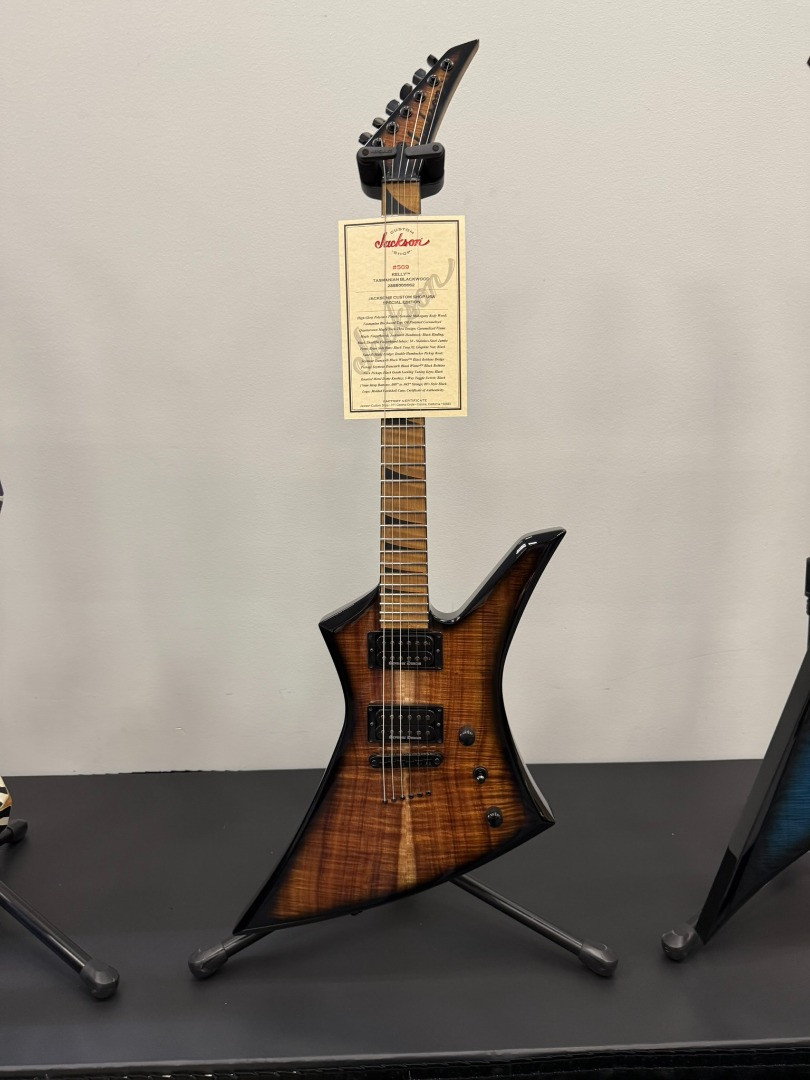 JACKSON CUSTOM SHOP USA - SPECIAL EDITION KELLY - TASMANIAN