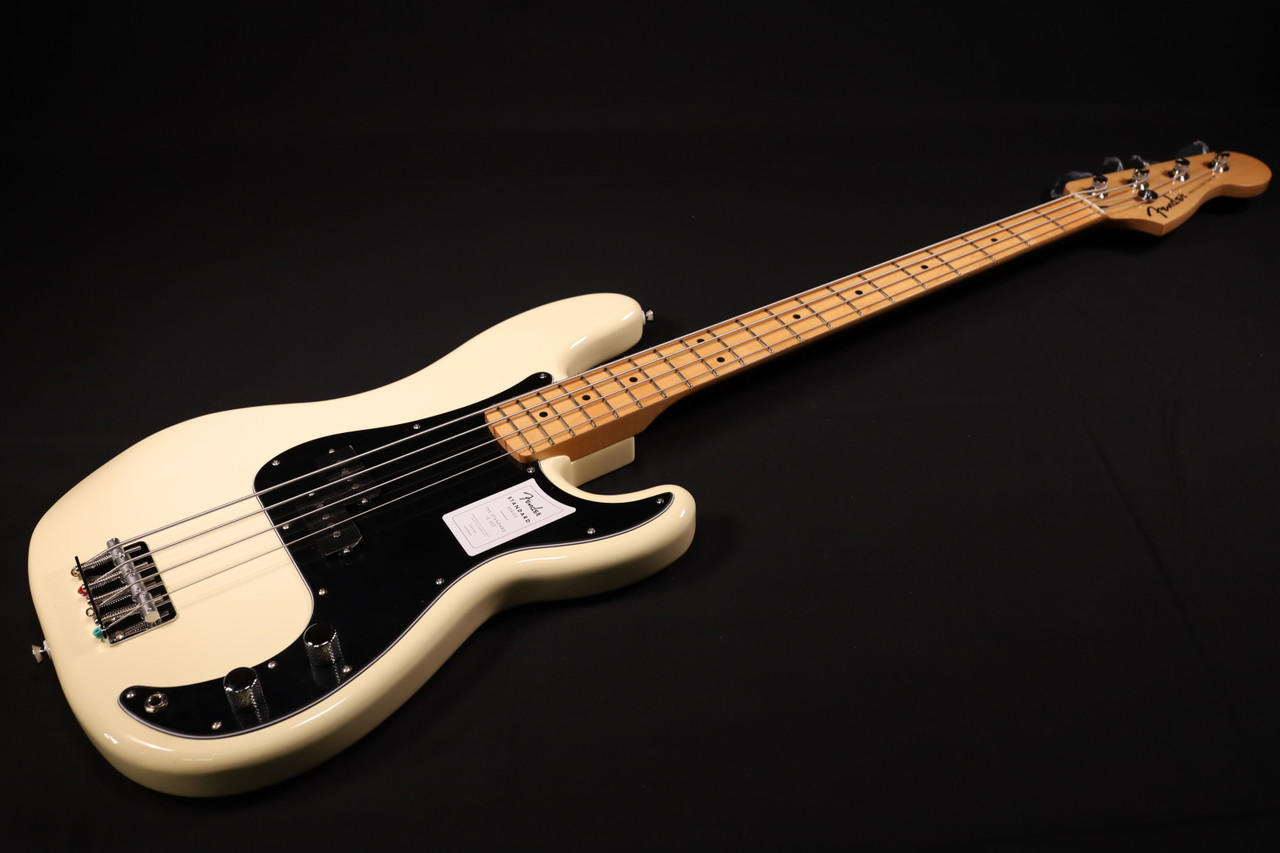 ​Fender USA Precision Bass Fender Standard Precision Bass Maple Fingerboard Black Pickguard