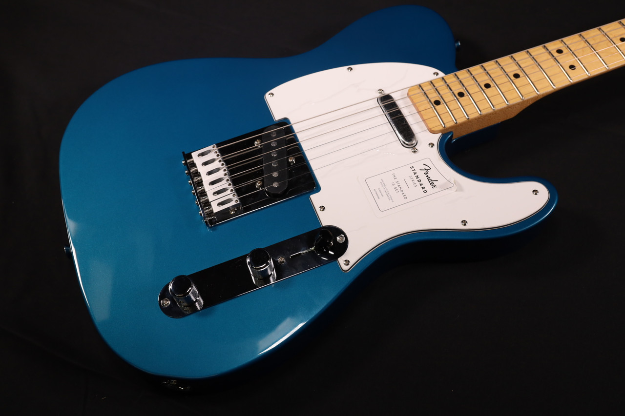 Fender Standard Telecaster Maple Fingerboard White Pickguard