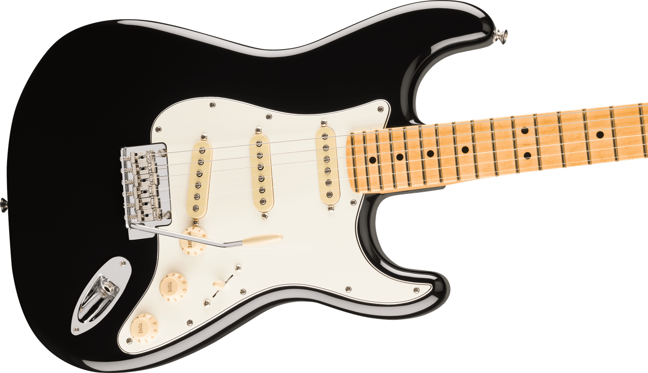 Fender Player II Stratocaster Maple Fingerboard Black Bundle with