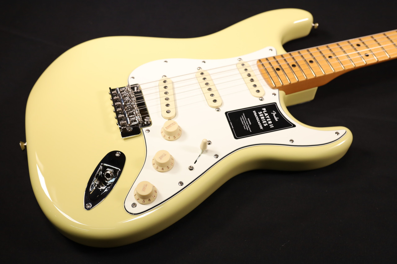 Fender Player II Stratocaster Maple Fingerboard Hialeah