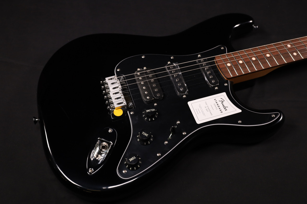 Fender Standard Stratocaster HSS Laurel Fingerboard Black