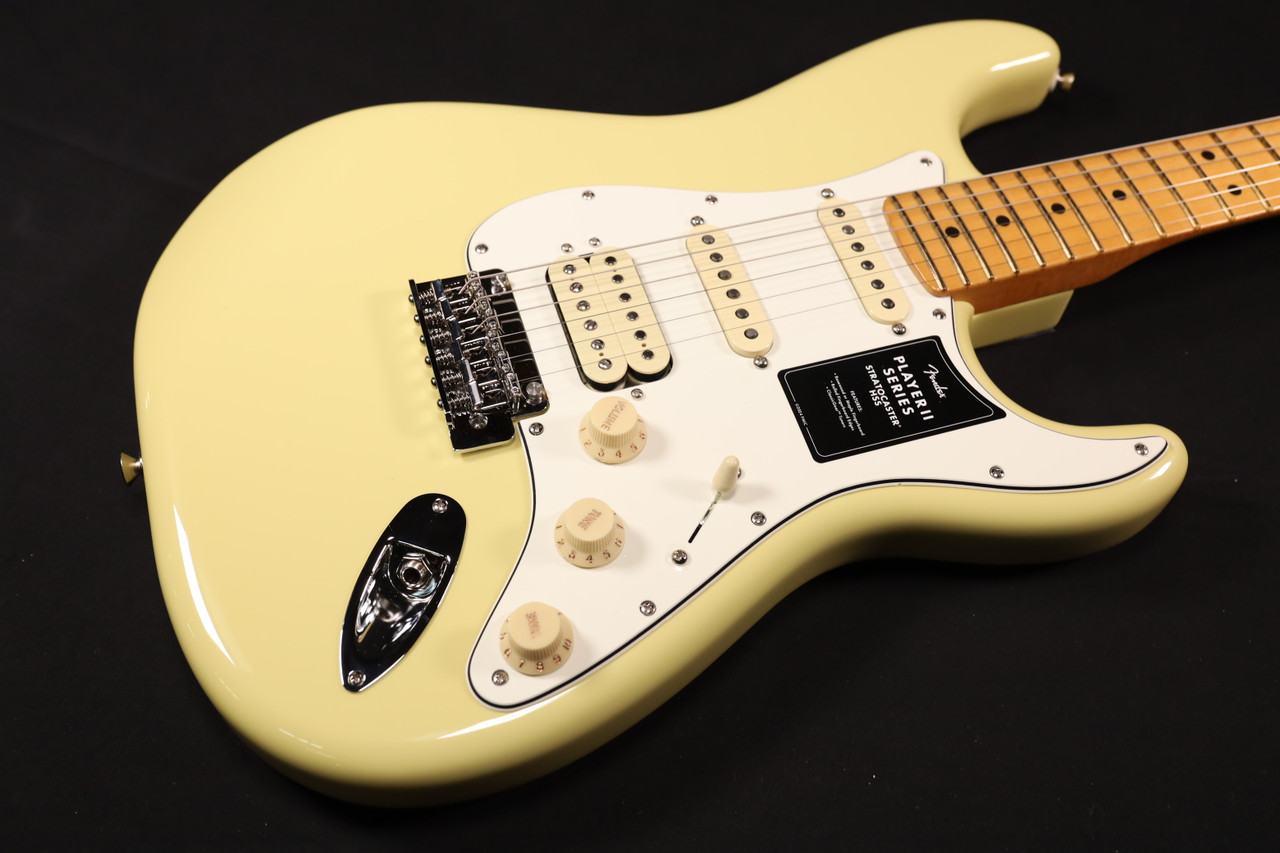 Fender Player II Stratocaster HSS Maple Fingerboard Hialeah Yellow