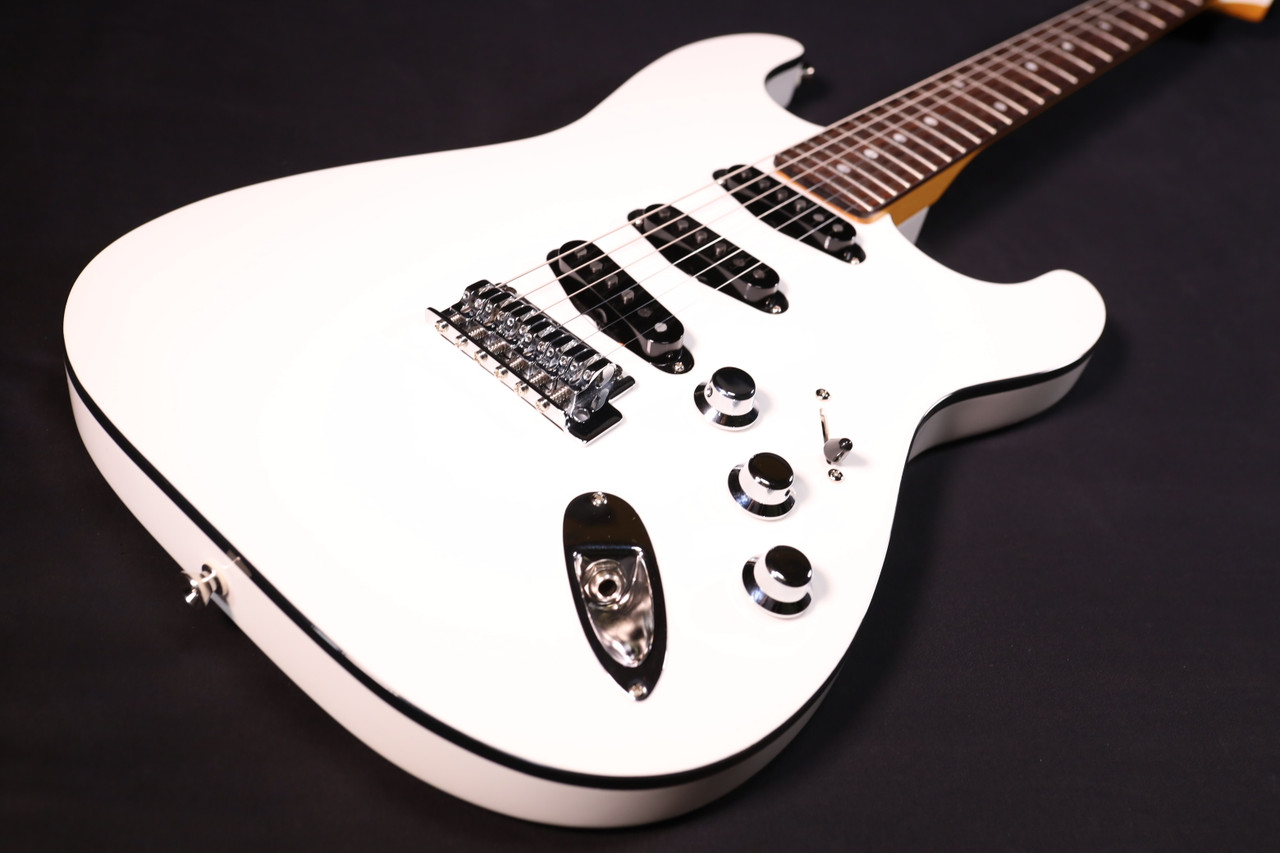 Fender Aerodyne Special Stratocaster Rosewood Fingerboard Bright