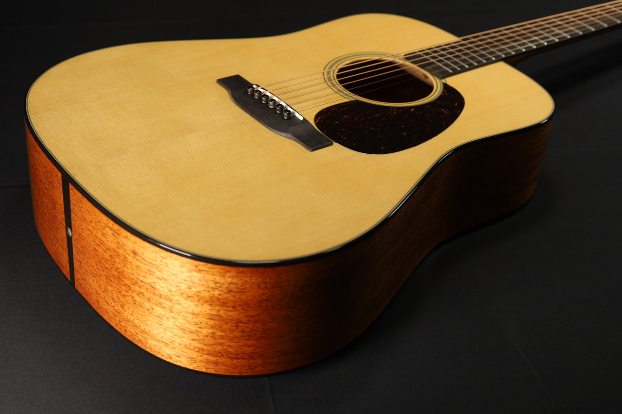 d 18 Martin D-18 Standard Series NEW 2025 - Natural 950 - Liberty Music