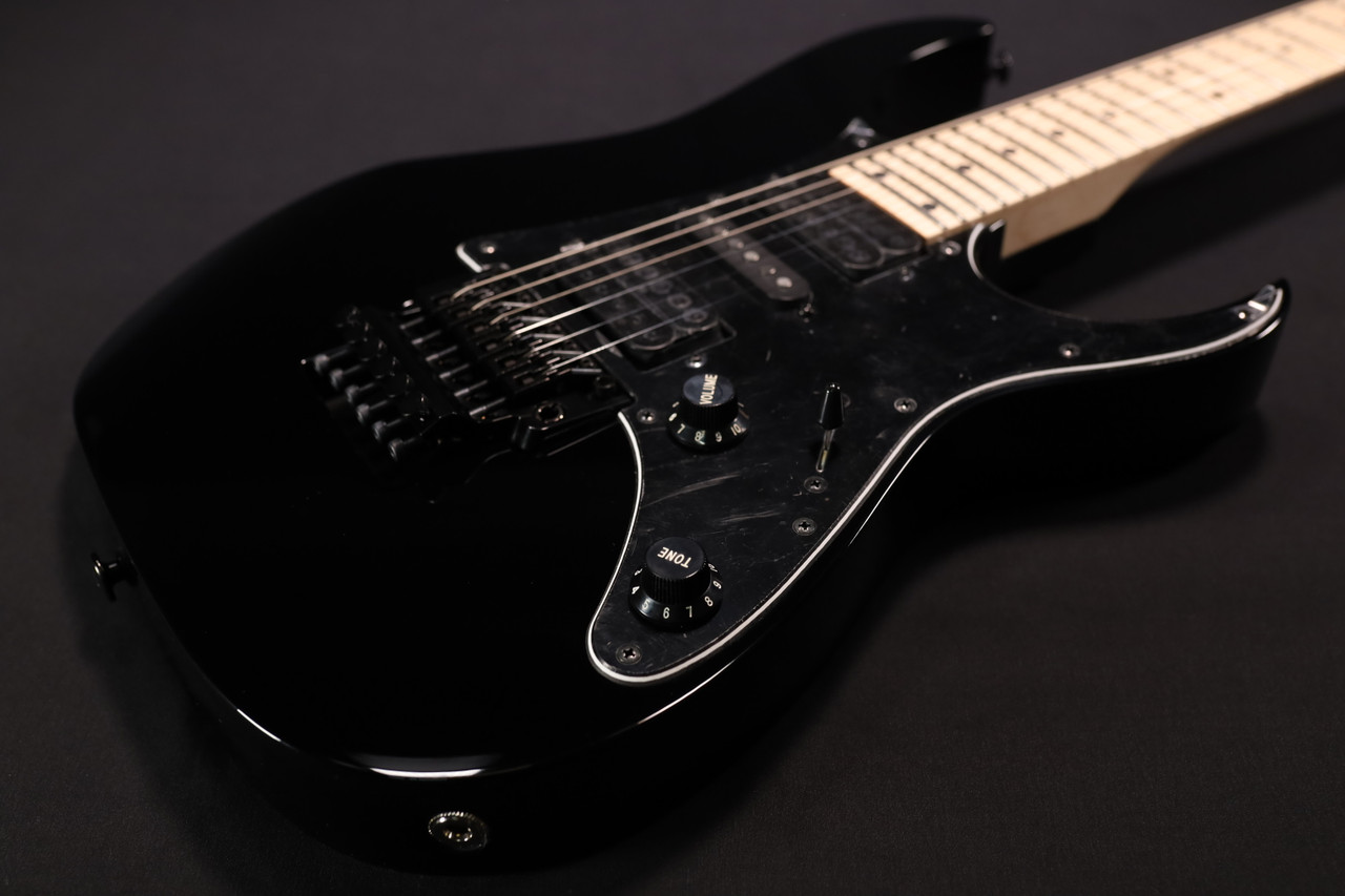 Ibanez RG550 Genesis Collection RG Guitar Maple Fingerboard Black