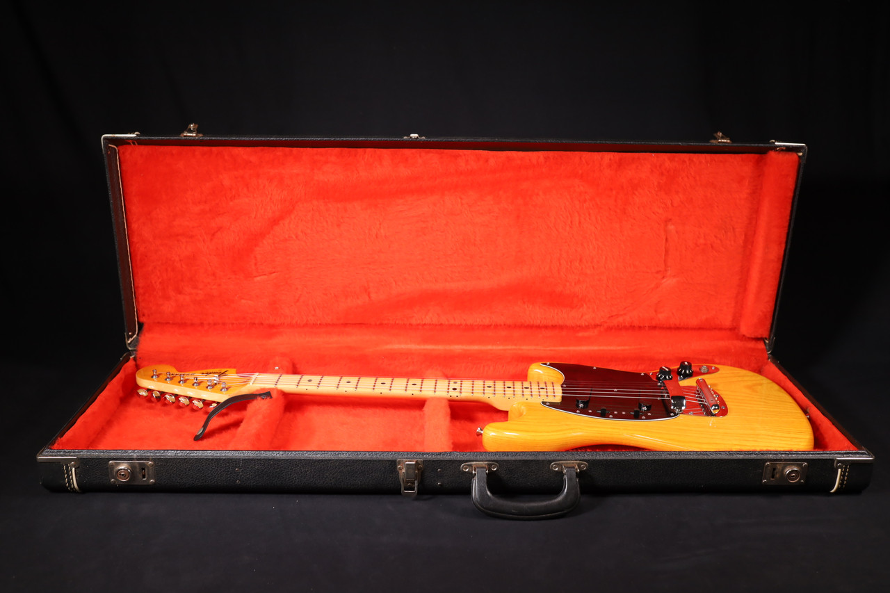 Vintage Fender Mustang 1978 with Case USED 097 - Liberty Music