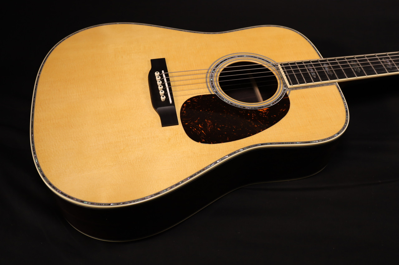 Martin D-45 Dreadnought Acoustic Guitar with Case - Natural 407