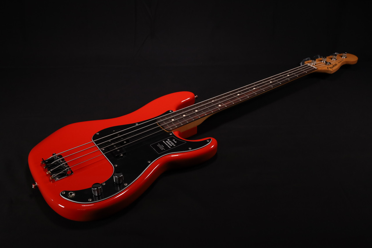 Fender Player II Precision Bass Rosewood Fingerboard Coral Red 694
