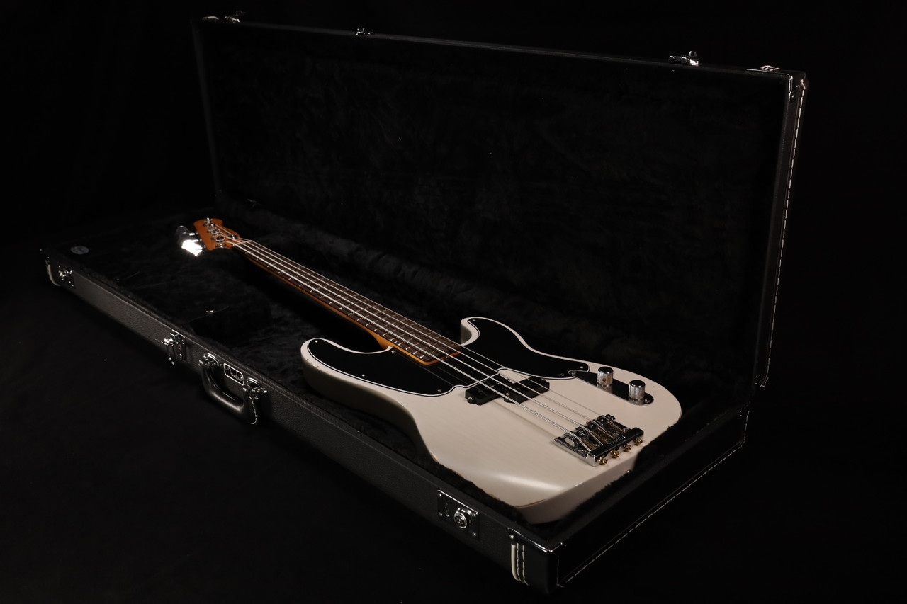 ベース Mike Dirnt Road Worn Precision Bass J04437000001001-00-1600x1600.jpg