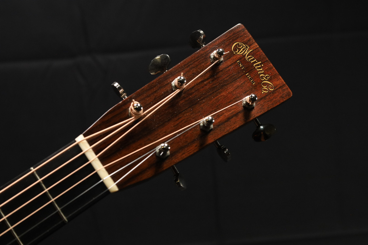 MINT Martin D-28 Custom Shop Authentic with LR Baggs Anthem USED