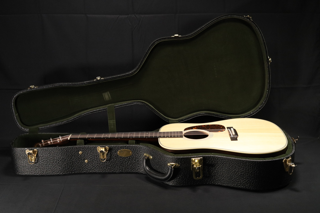 MINT Martin D-28 Custom Shop Authentic with LR Baggs Anthem USED