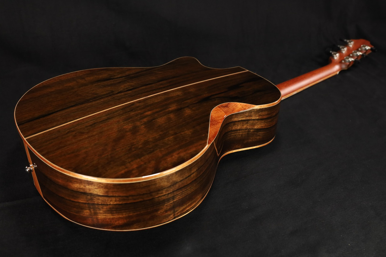 Furch Red Deluxe GC-LI Spruce Top Malaysian Blackwood with Case