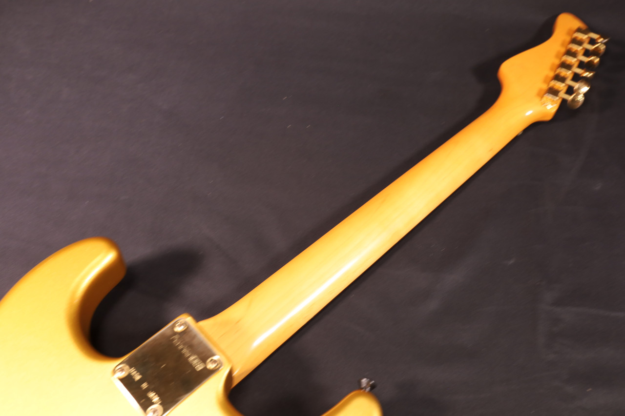 Fernandez LE-2 S Style Guitar in Gold USED 077 - Liberty Music