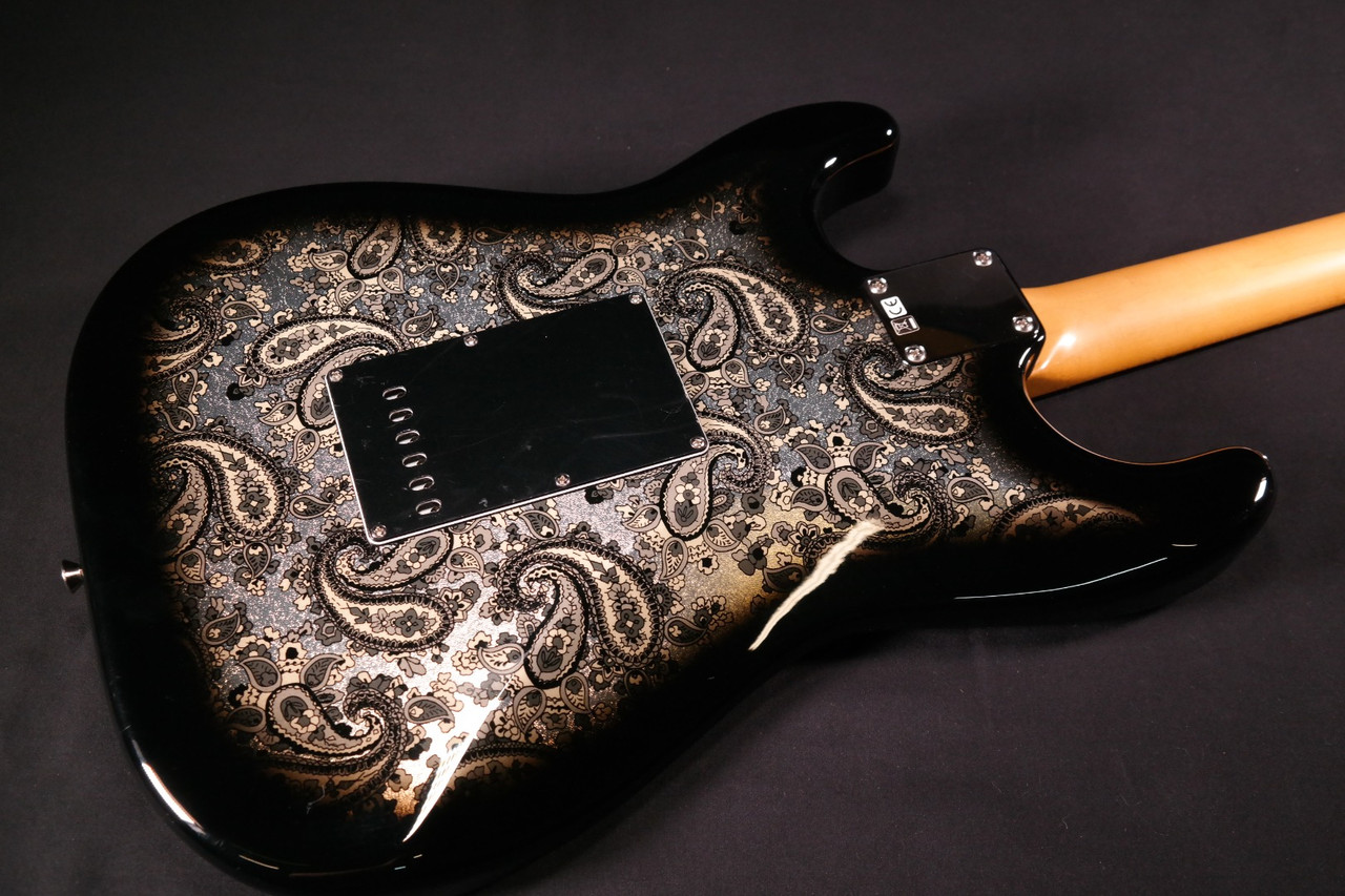 2020 Fender Stratocaster Limited Edition Black Paisley USED 130