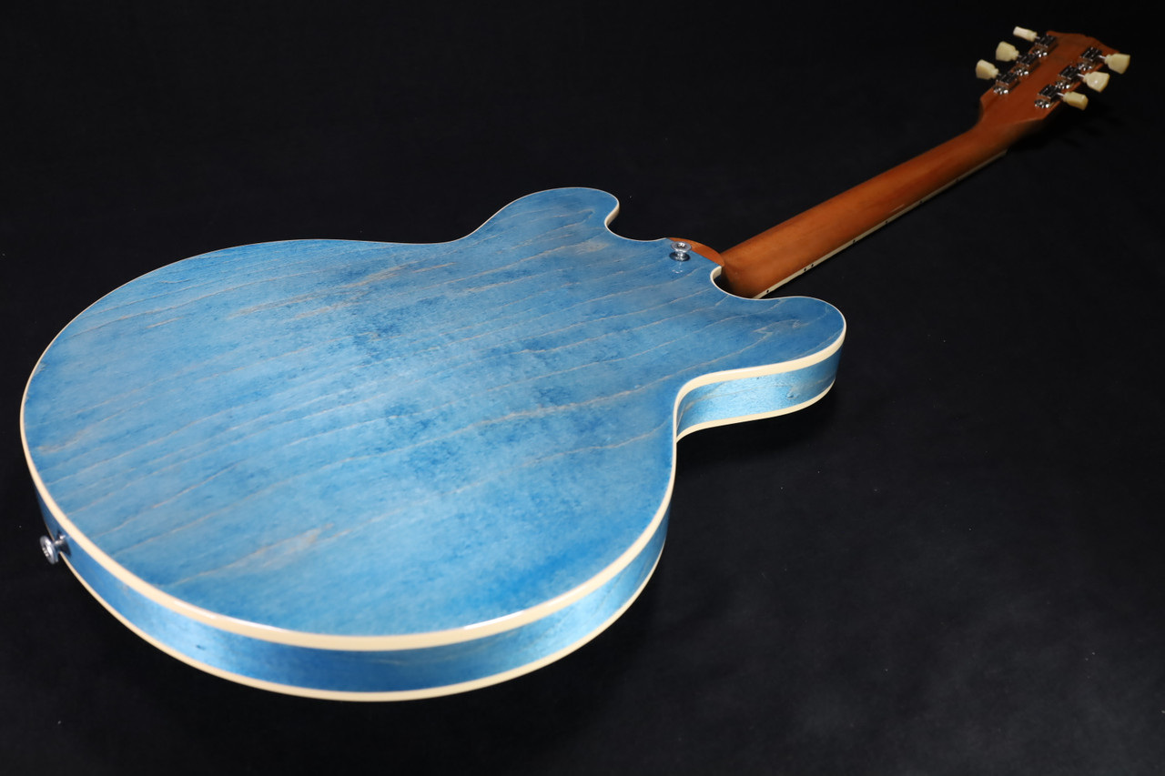 ギター GIBSON Memphis ES-335 figured indigoBlue Gibson ES-335 Figured Indigo Blue 2015 | archive.12fret.com