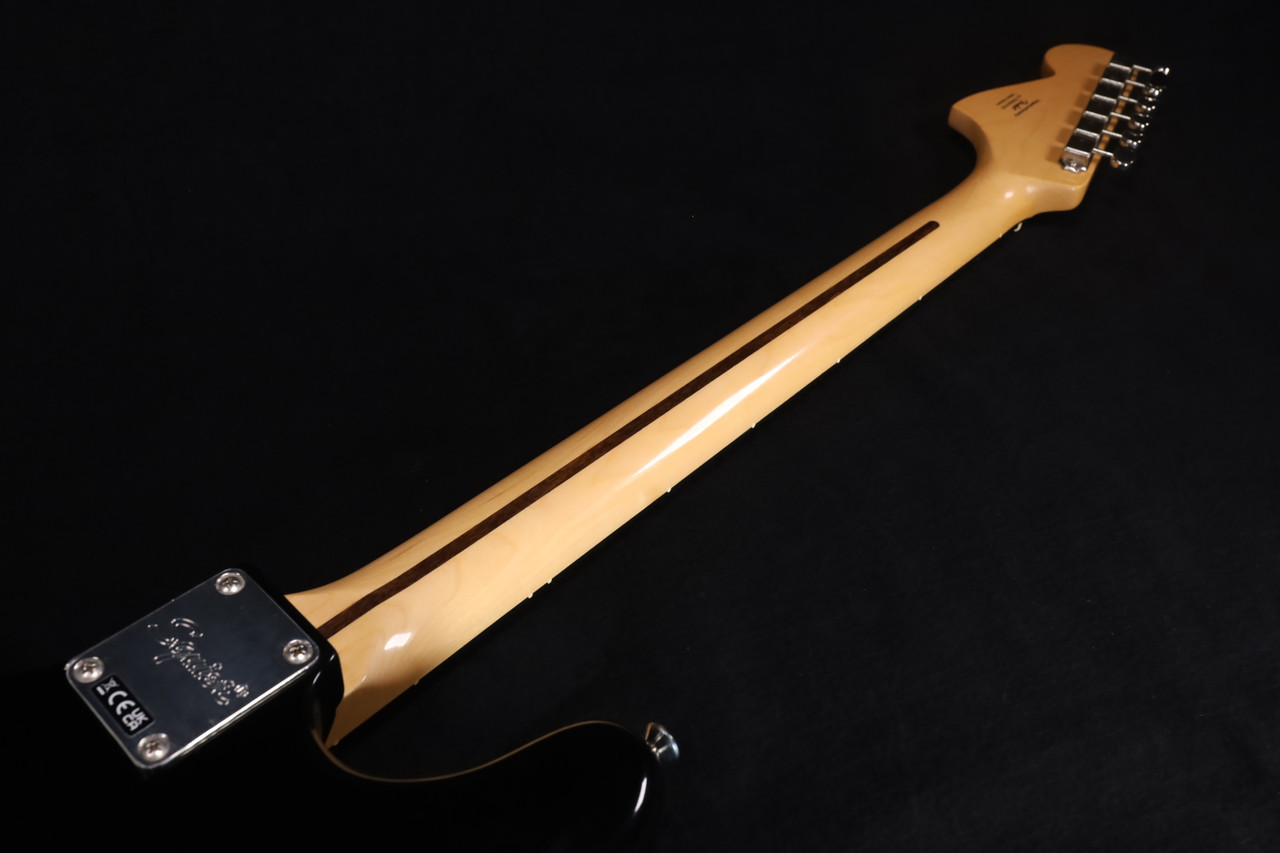 Squier Fsr Classic Vibe Bass Vi Maple Fingerboard Black Pickguard
