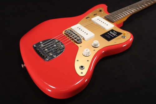 Fender Vintera II Road Worn 50s Jazzmaster Rosewood Fingerboard Fiesta Red 022 Fender Vintera II Road Worn 50s Jazzmaster Rosewood Fingerboard Fiesta Red 022