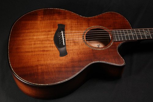 Taylor Builders Edition K24ce V-Class Grand Auditorium Kona Burst 021