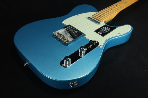 Fender American Professional Classic Telecaster Maple Fingerboard Faded Lake Placid Blue 489 Fender American Professional Classic Telecaster Maple Fingerboard Faded Lake Placid Blue 489