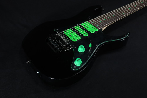 Ibanez UV70PBK Steve Vai Signature 7str Electric Guitar w/Bag - Black 934